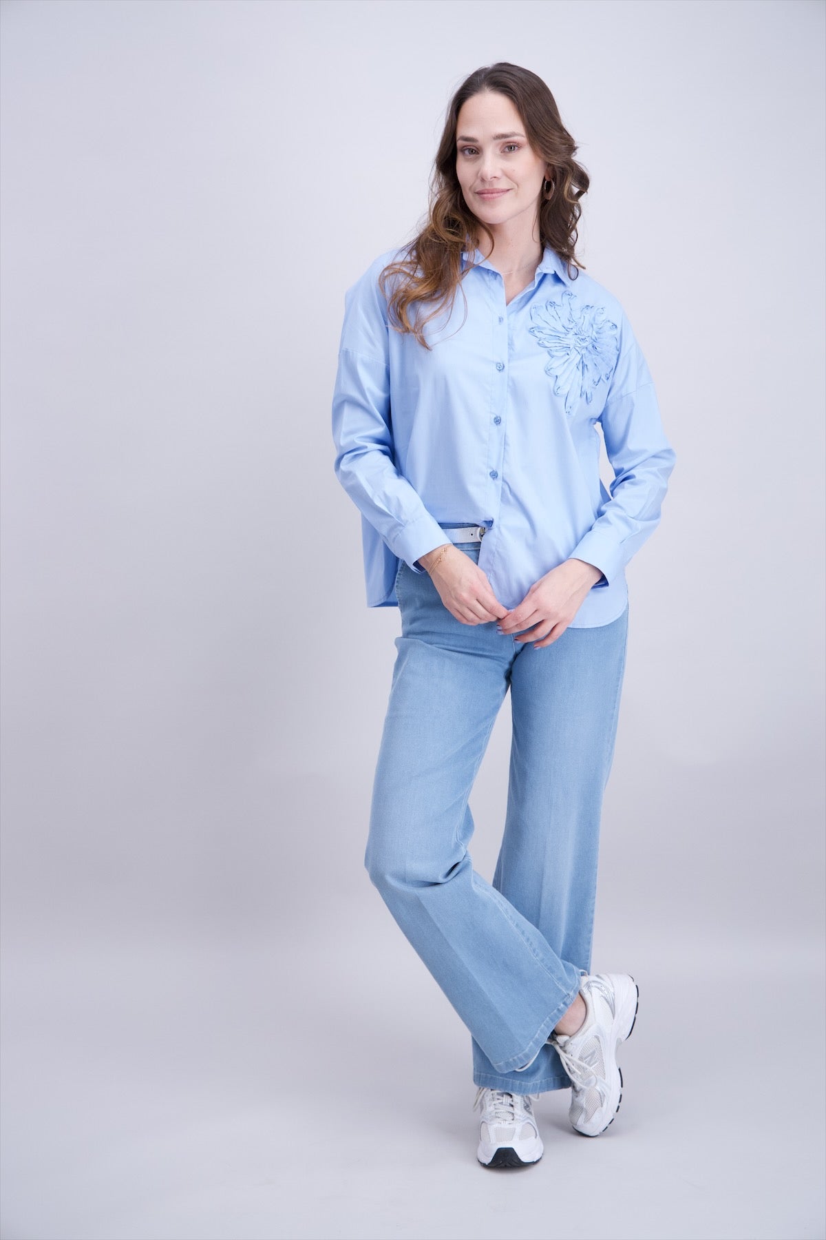 6 LIGHT BLUE