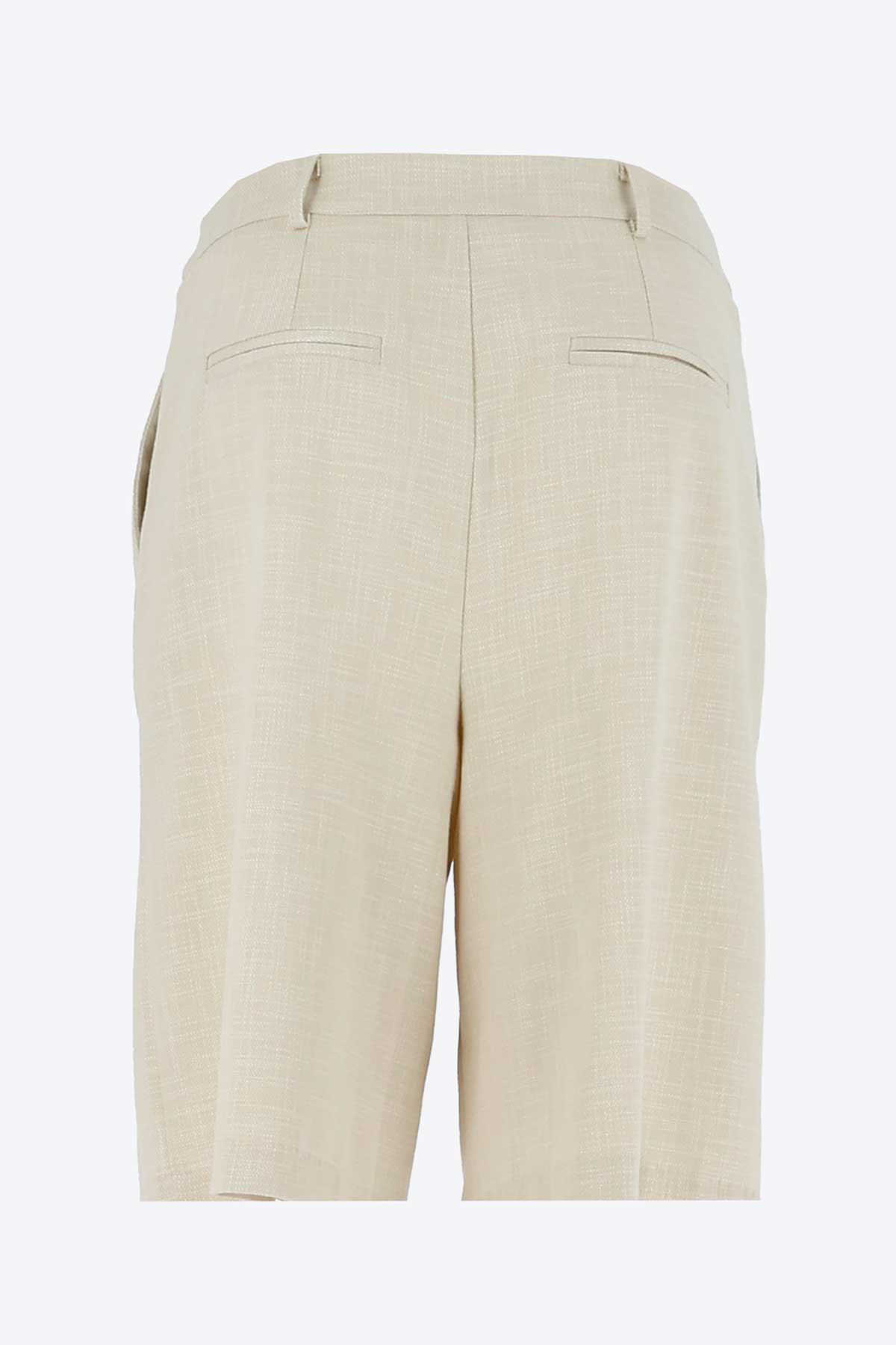 2 BEIGE