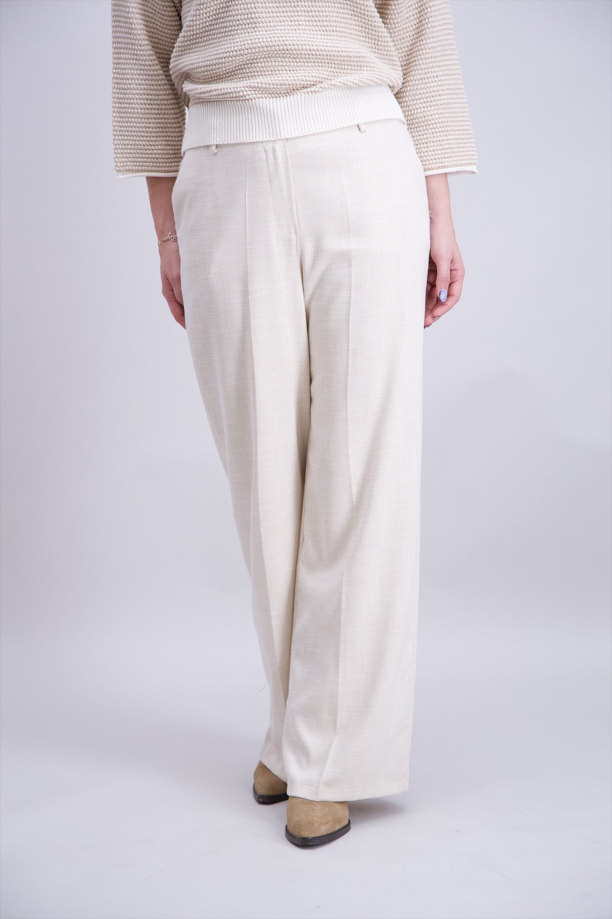 2 BEIGE