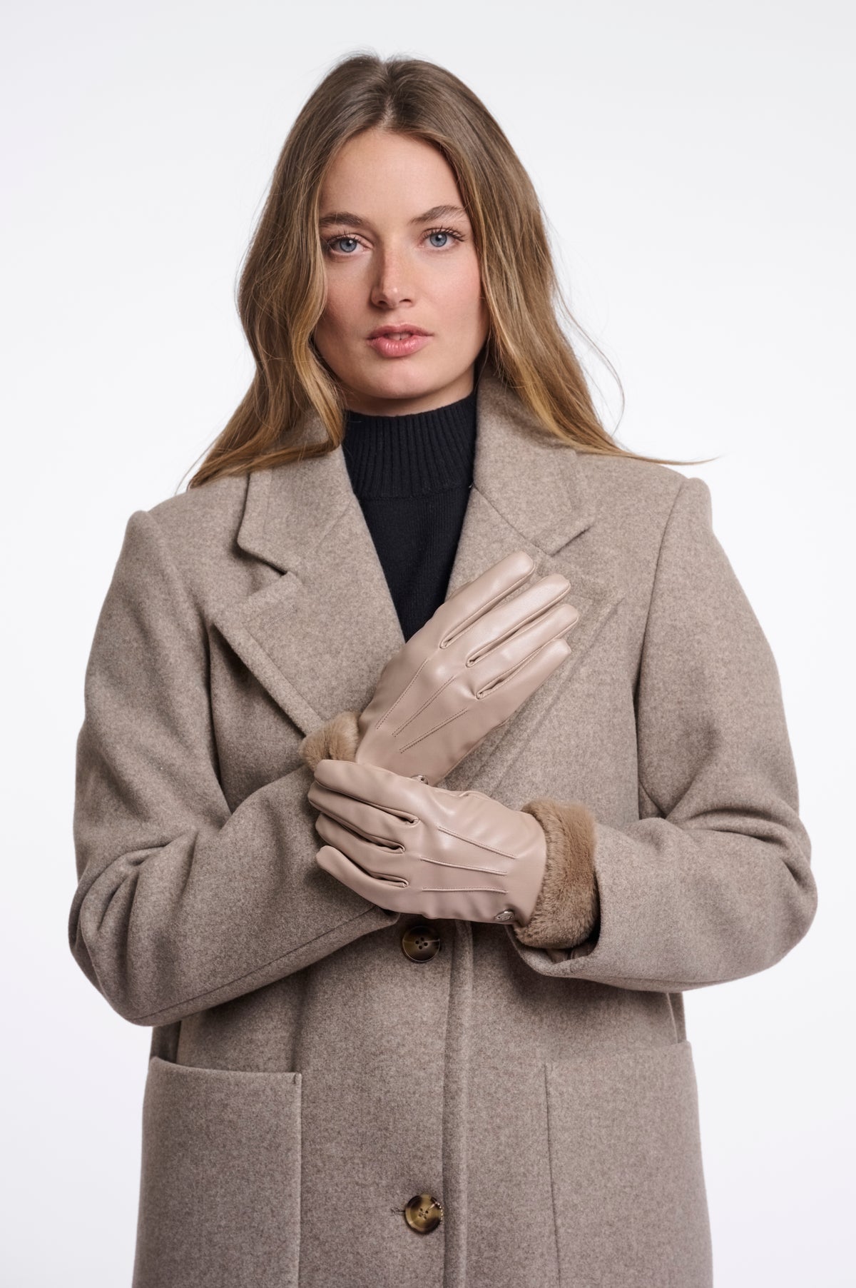 PEARL TAUPE