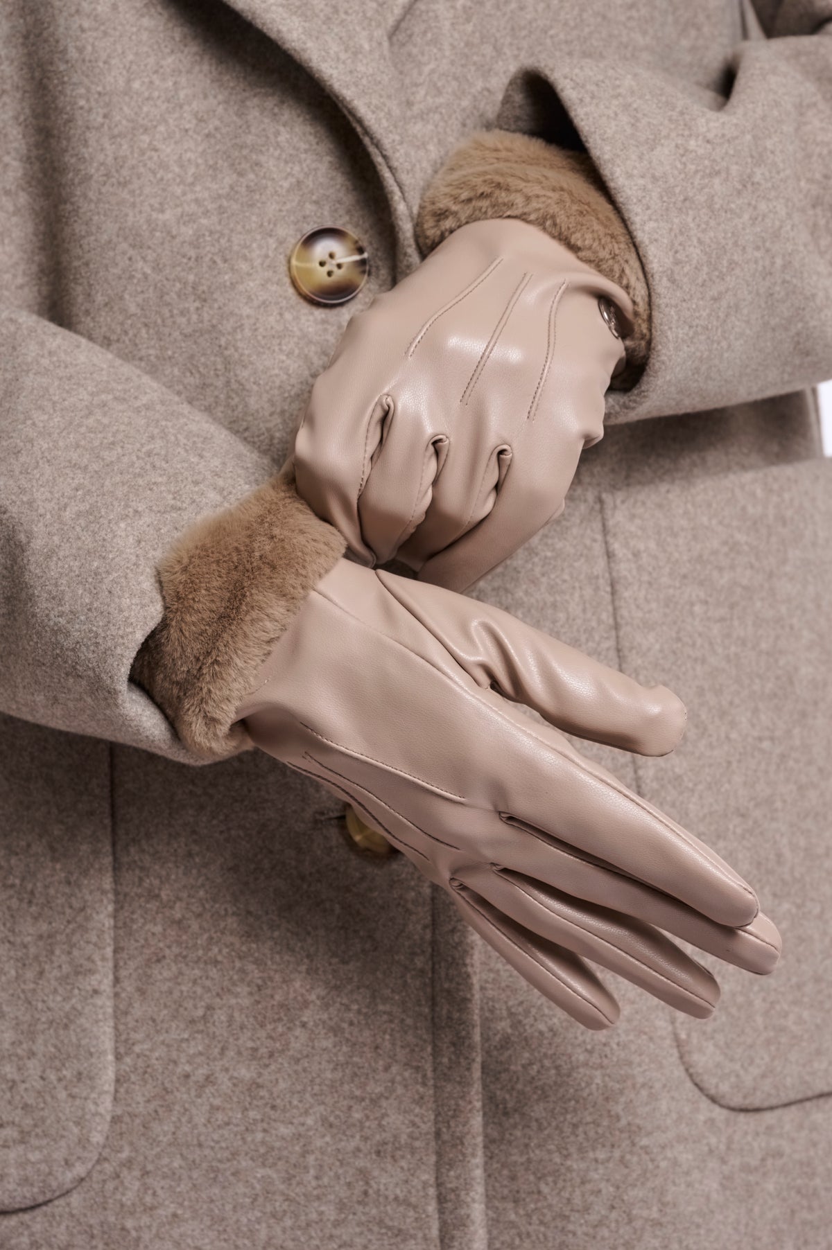 PEARL TAUPE