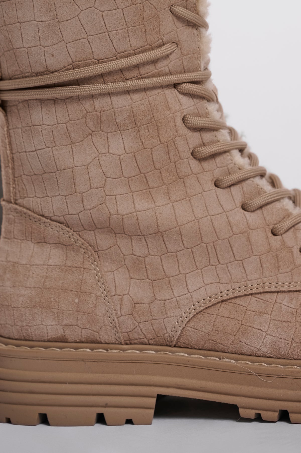 BEIGE CROCO