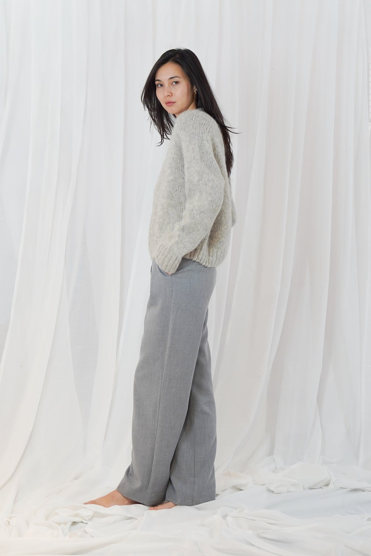 564 MOTTLED LIGHT GREY