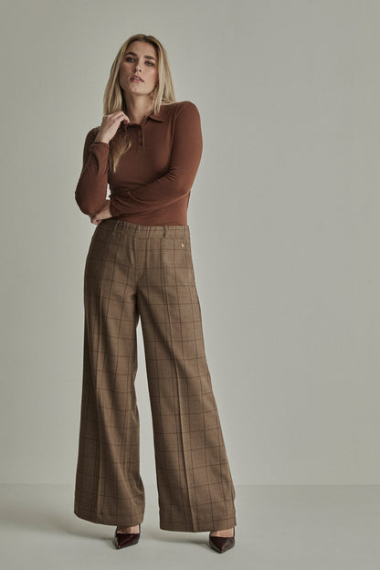 205 DEEP BROWN