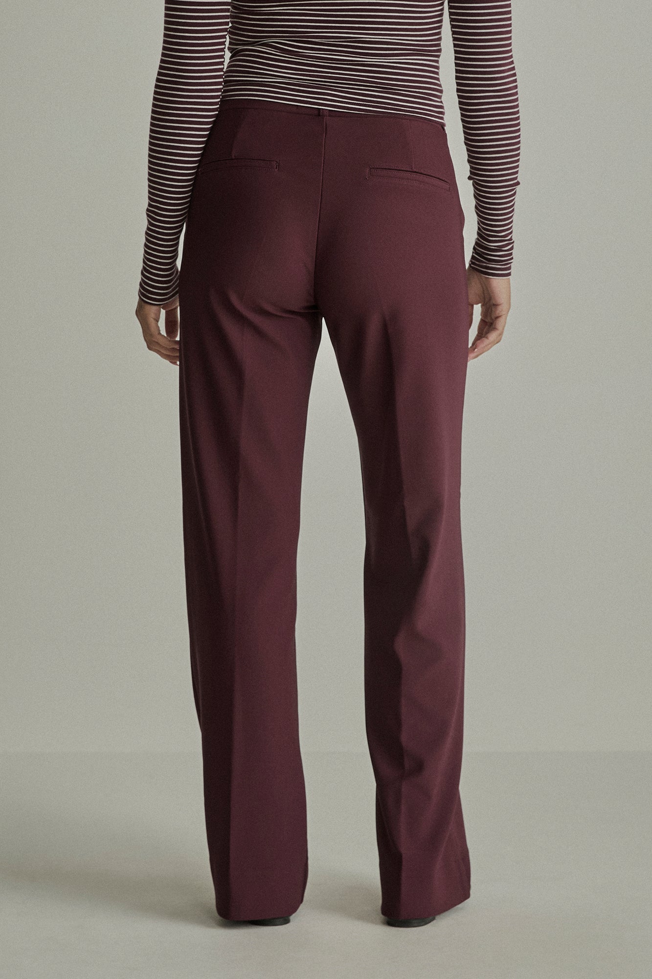 434 BURGUNDY RED