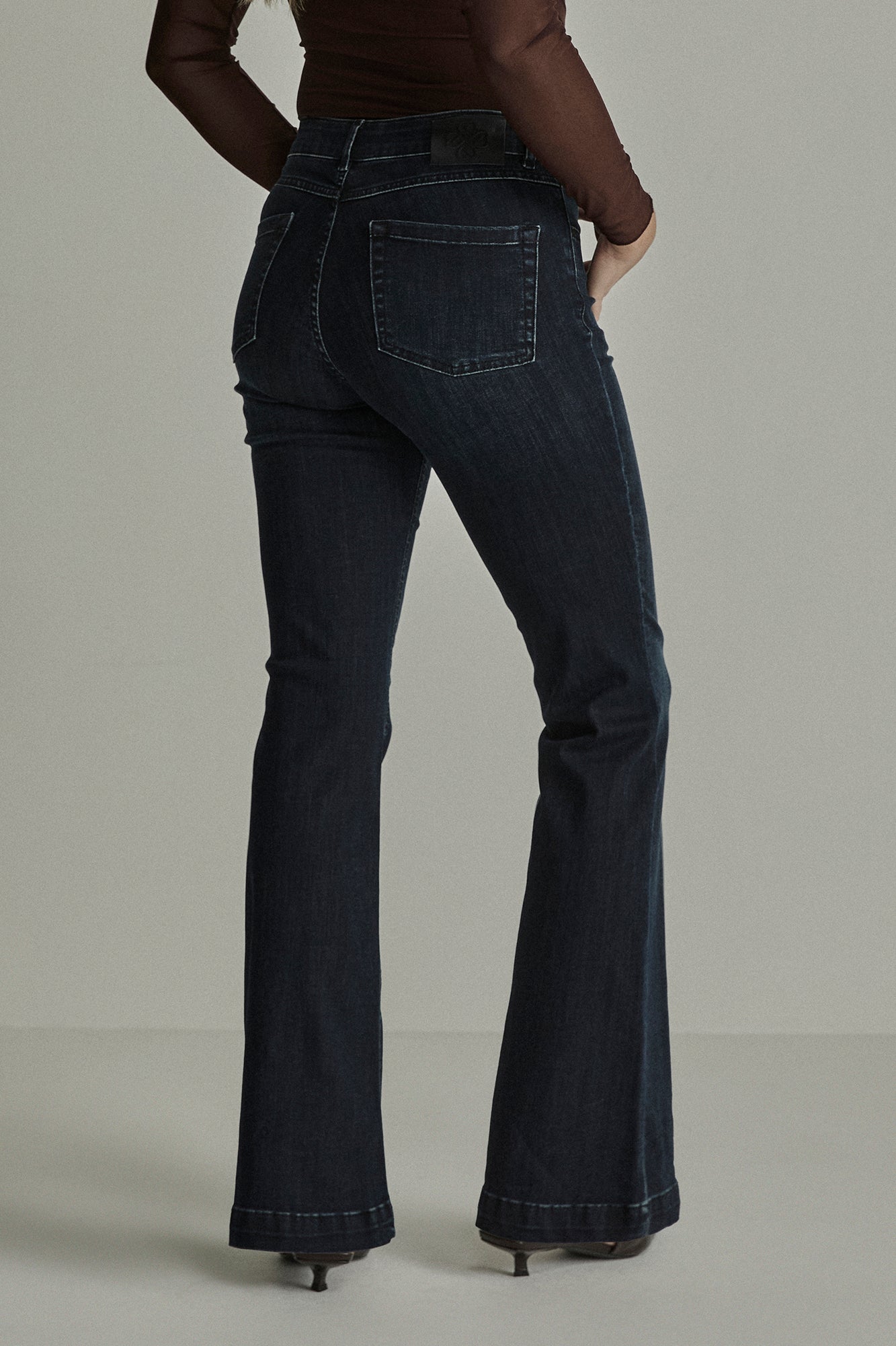 D25 BLUE BLACK 