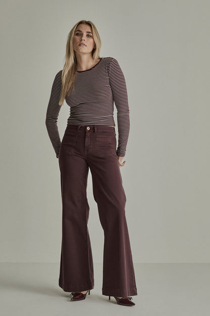 434 BURGUNDY RED