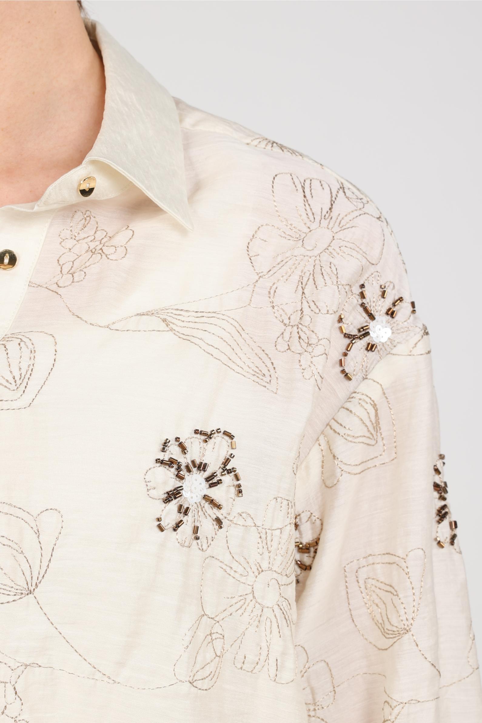 OFF WHITE