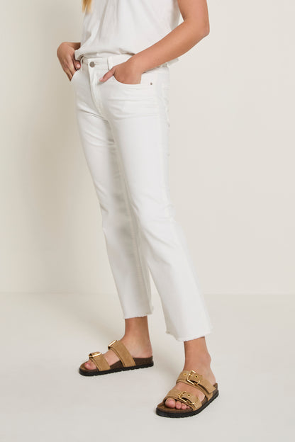 002 WHITE