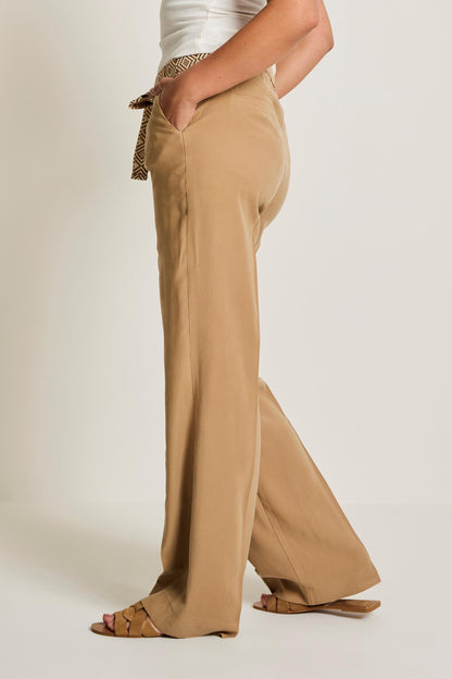 204 CAMEL