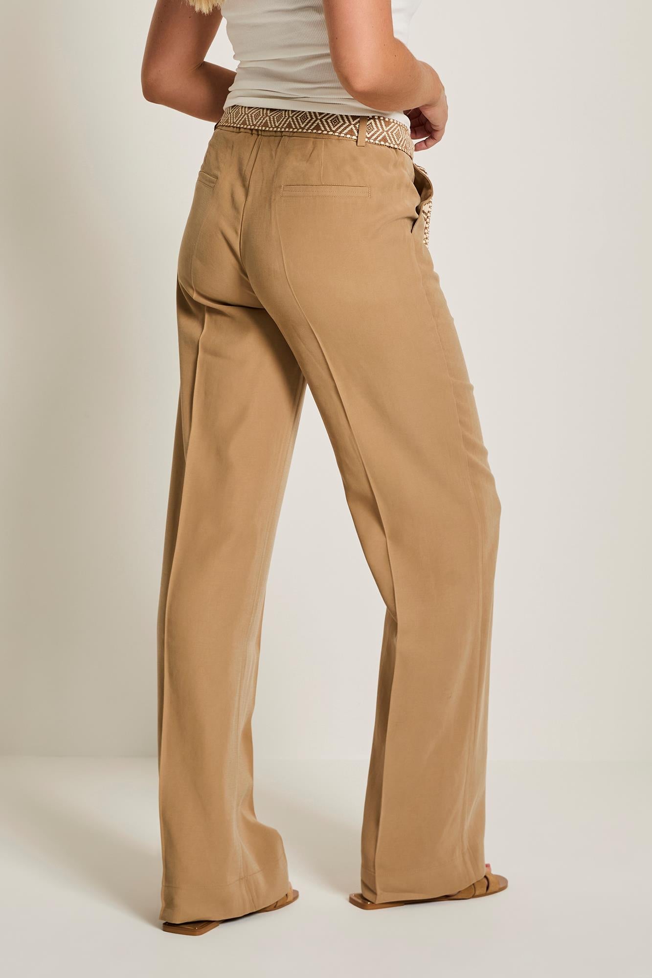 204 CAMEL